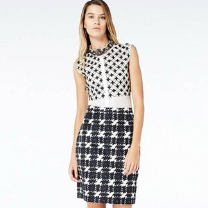 MaxMara weekend- Black and White Houndstooth mini Pencil Skirt- size 4
